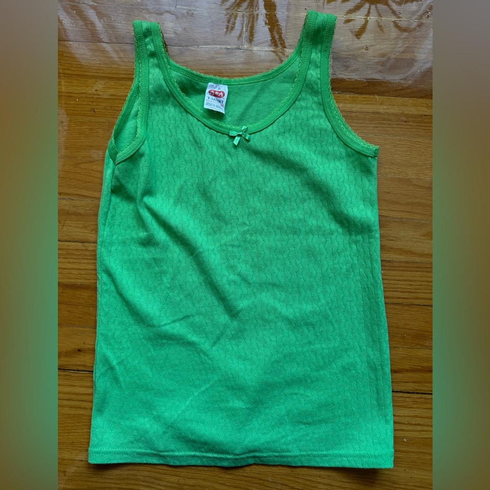 NWOT Y2K Green Tank Top with Bow Accent